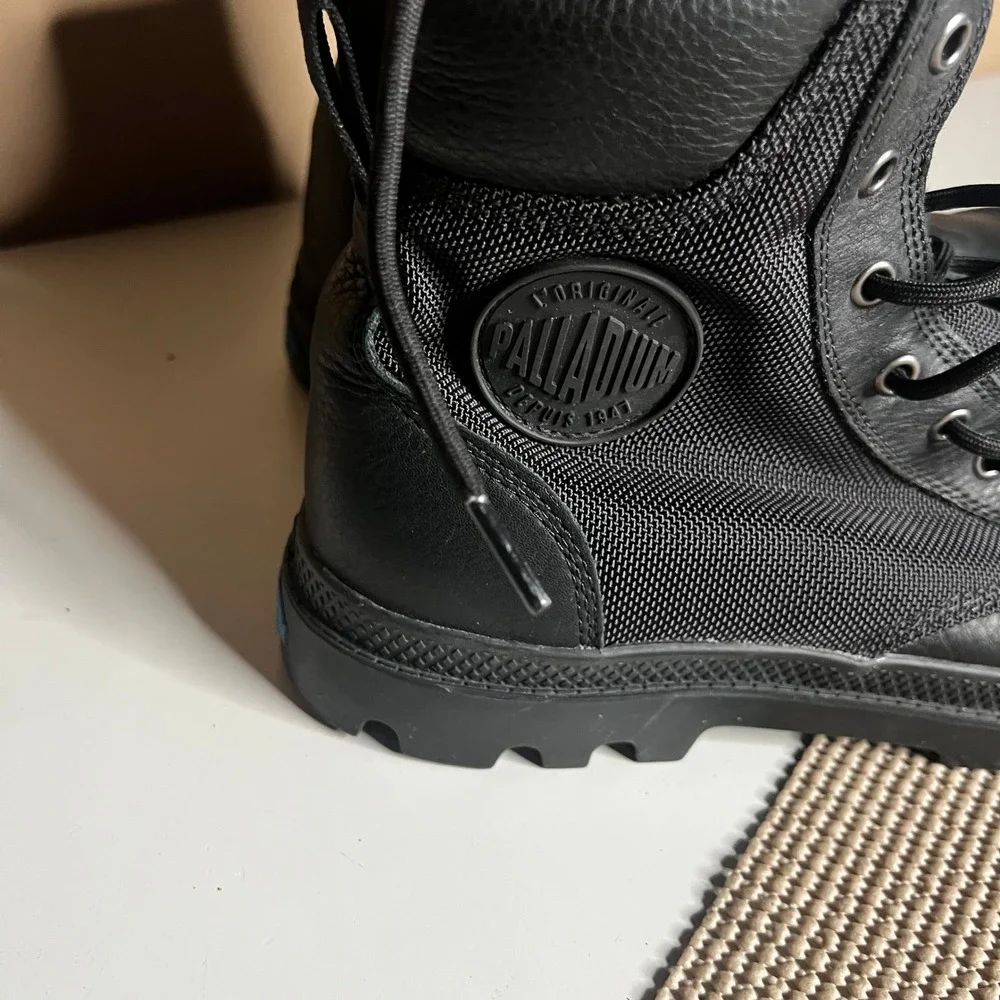 Palladium Pampa Sport Cuff WPN Black Leather Waterproof Boots Mens 11